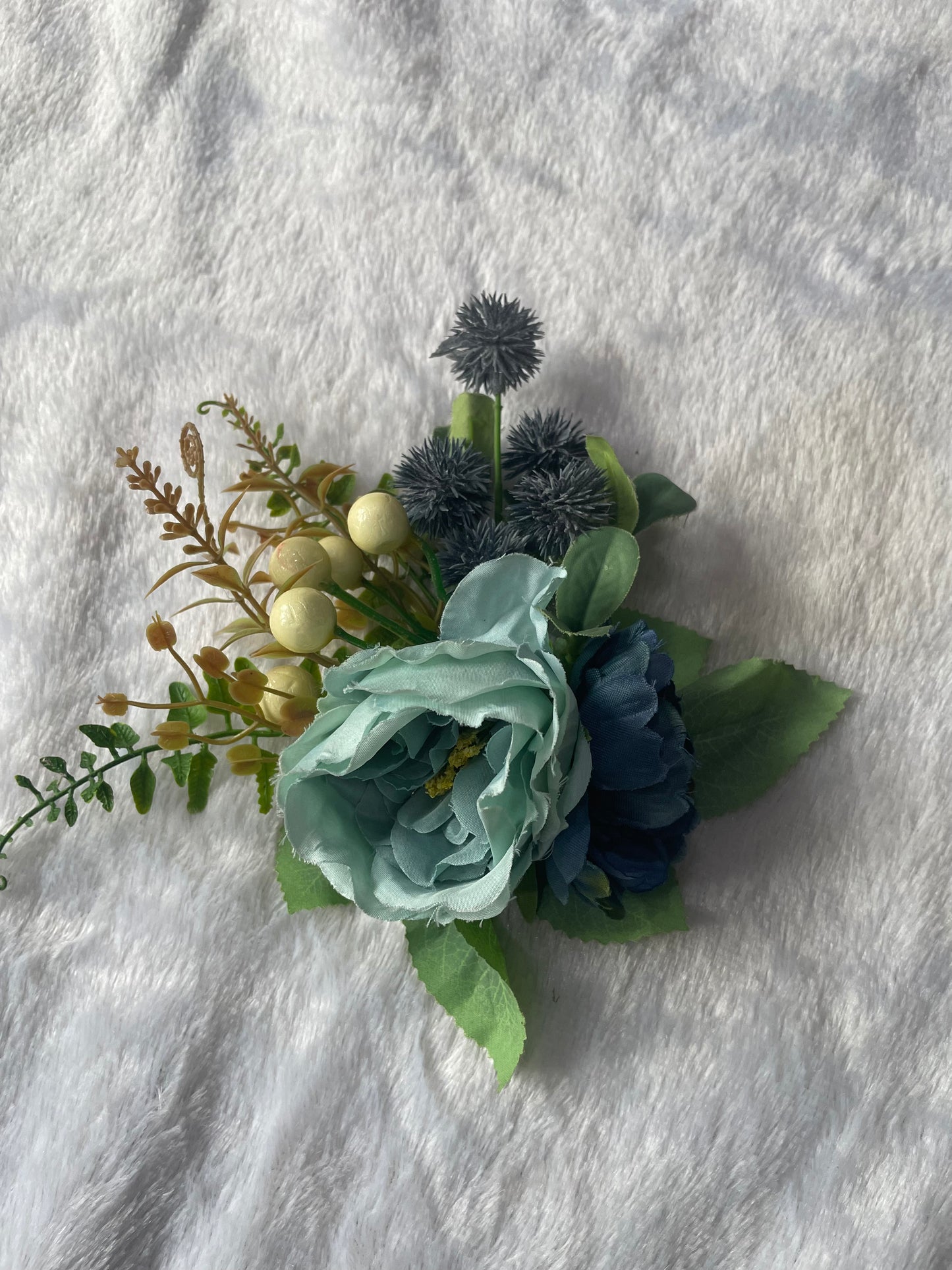 Ligh Blue Flower Bunch