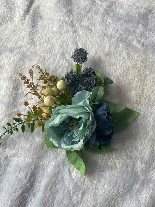 Ligh Blue Flower Bunch