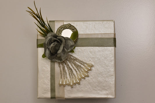 White Will Silver Ribbon Square Gift Box